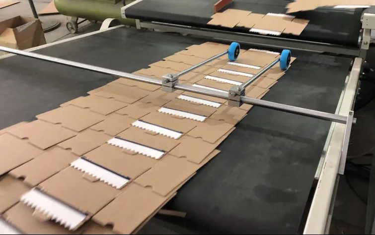 Eva-Tec DAC – Carton Gluing